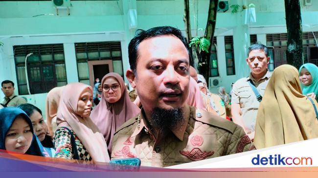 Gubernur Sulsel Andi Sudirman Enggan Komentari Psm Juara Begini