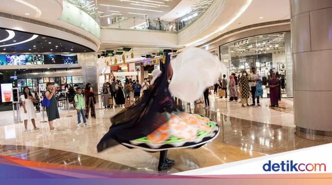 Banyak 'Roh Halus' Hantui Mal, Giliran Belanja Pindah ke Online