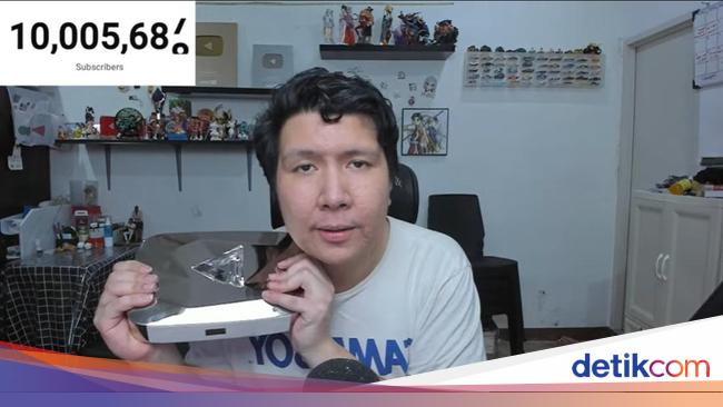 Windah Basudara Rests After Translucent 10 Million Subscribers, Boy's ...