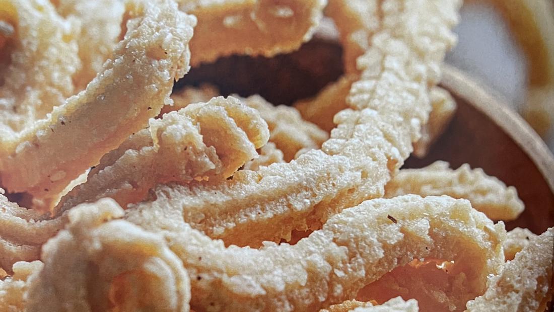Resep Rahasia Kue Akar Kelapa Renyah Dan Gurih: Warisan Rasa Yang Tak Lekang Waktu