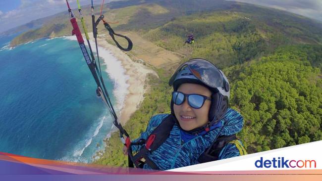 Tenacity Antar Rika wins the international paragliding competition