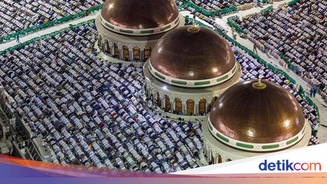 Arab Saudi Bolehkan Tak Salat Jumat Jika Telah Salat Idul Fitri Kalau