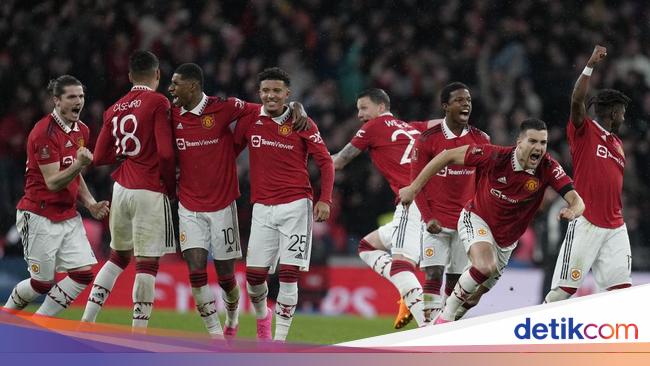 “Manchester United Conquer Brighton & Hove Albion in FA Cup Semifinals: Post-Game Analysis”