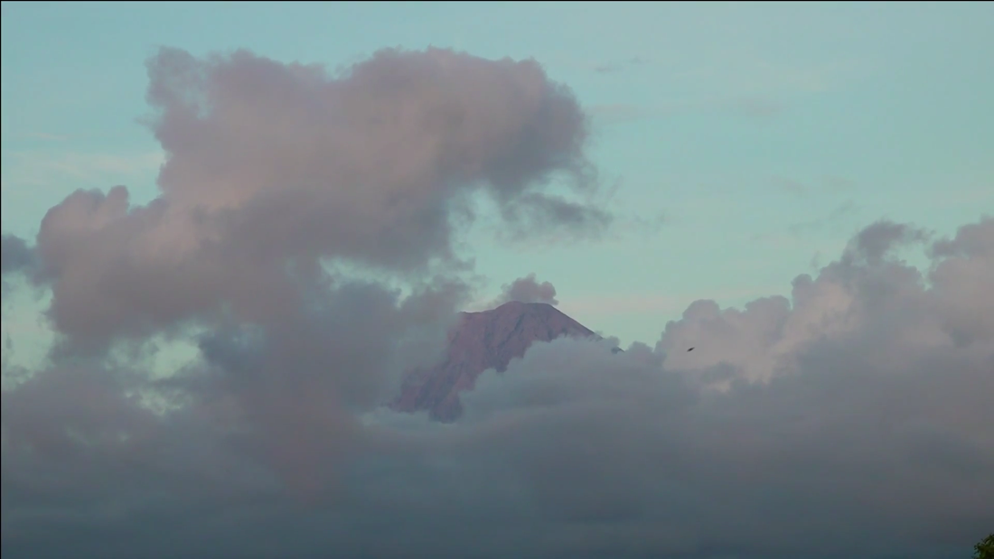 Gunung Semeru Erupsi, Warga Diminta Waspadai Potensi Awan Panas