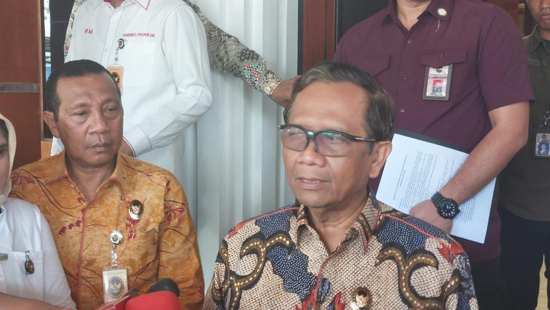 Johnny G Plate Tersangka, Mahfud Md Ditunjuk Jadi Plt Menkominfo