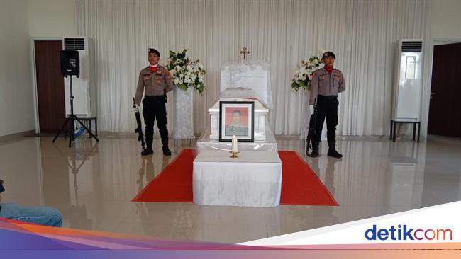 AKBP Buddy Alfrits Towoliu: Profile of the East Jakarta Police Narcotics Unit Head Who Was Found Dead on Railroad Tracks