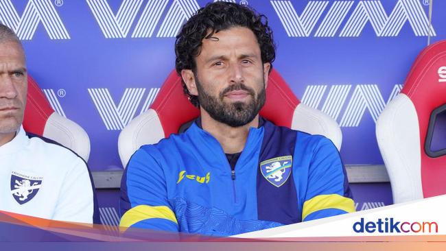 “Frosinone’s Serie A Promotion: The Legacy of Italian Hero Fabio Grosso”