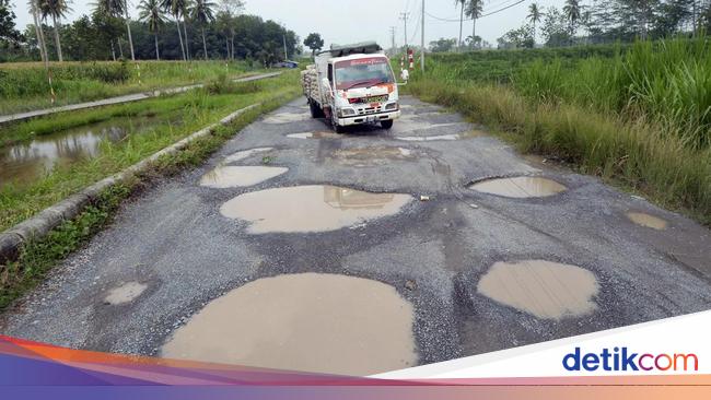 Mengorek Proyek Perbaikan Jalan di Lampung Sistem Kebut Semalam