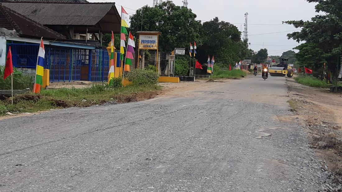 Jalan Rusak Lampung Tengah Ini Akan Jadi Beton, Target Selesai Oktober