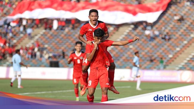 “U-22 Indonesian National Team Leads Group A in SEA Games 2023 Despite Coach Indra Sjafri’s Dissatisfaction”