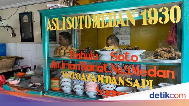 Legendaris! 5 Tempat Makan Soto di Jakarta Selalu Ramai Saat Makan Siang