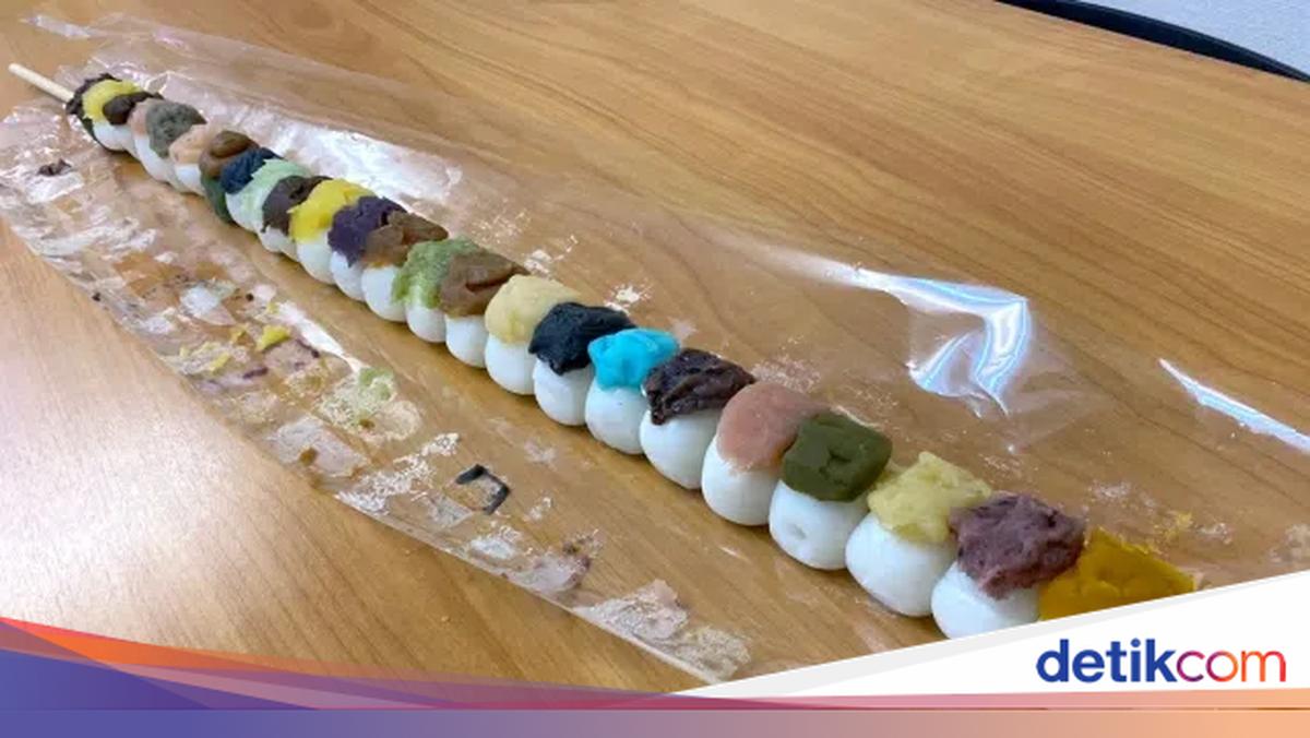 Unik! Dango Terpanjang di Jepang Ini Mencapai 1 Meter