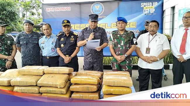 Prajurit Tni Ad Yang Ditangkap Di Tangerang Bawa 52 Kg Ganja