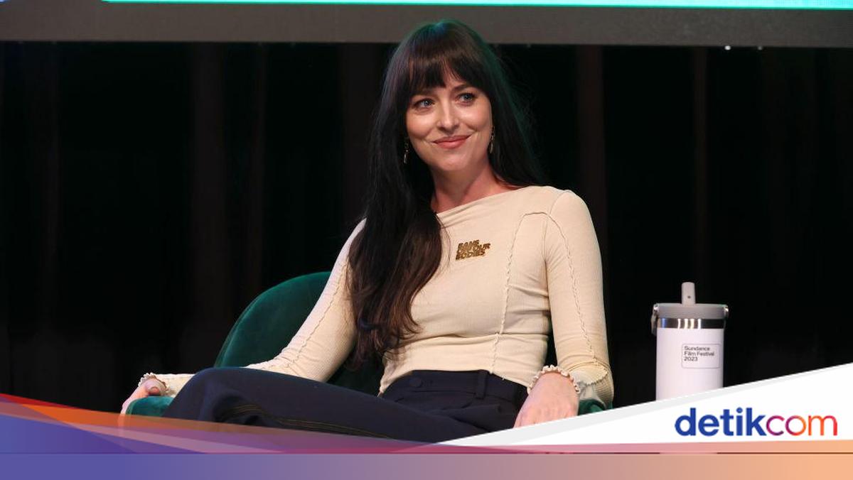 Rumah Dakota Johnson di LA Terjual Rp 106 Miliar, Padahal Pernah Katakan Tak Akan Dijual