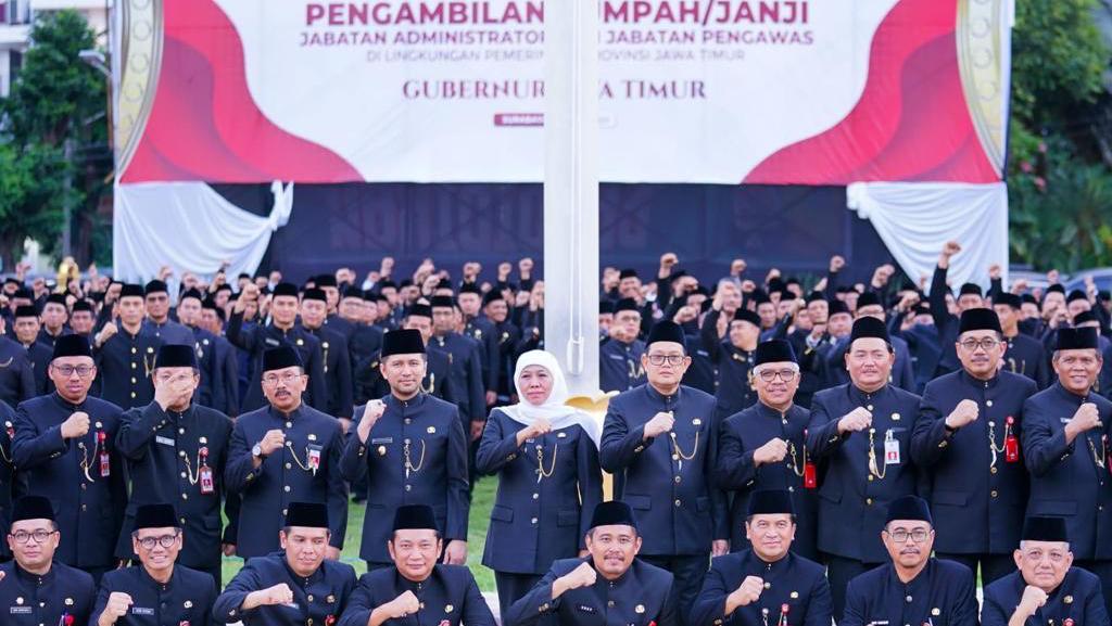 Lantik 505 Pejabat Pemprov Jatim, Khofifah Ingatkan Core Values ASN