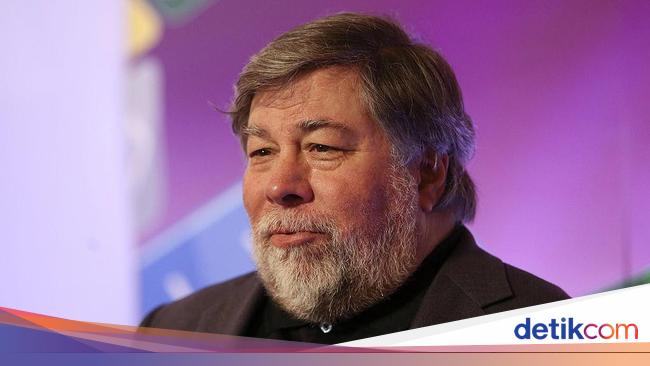 Apple Co-founder Steve Wozniak’s Health Scare and Return Home