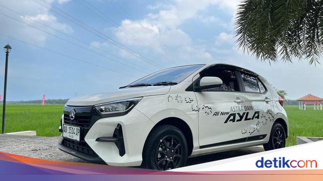 All New Daihatsu Ayla Test Drive in Yogyakarta 2023: Performance and Fuel Consumption Review