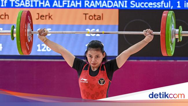 Dua crane putri indonesia jaga asa reboot medali kelas 59kg dan 64kg Dua crane putri indonesia jaga asa reboot medali kelas 59kg dan 64kg