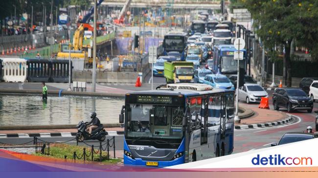 Asyik! Naik TransJ-LRT-MRT Hanya Rp 1 Saat Pelantikan Presiden Hari Ini