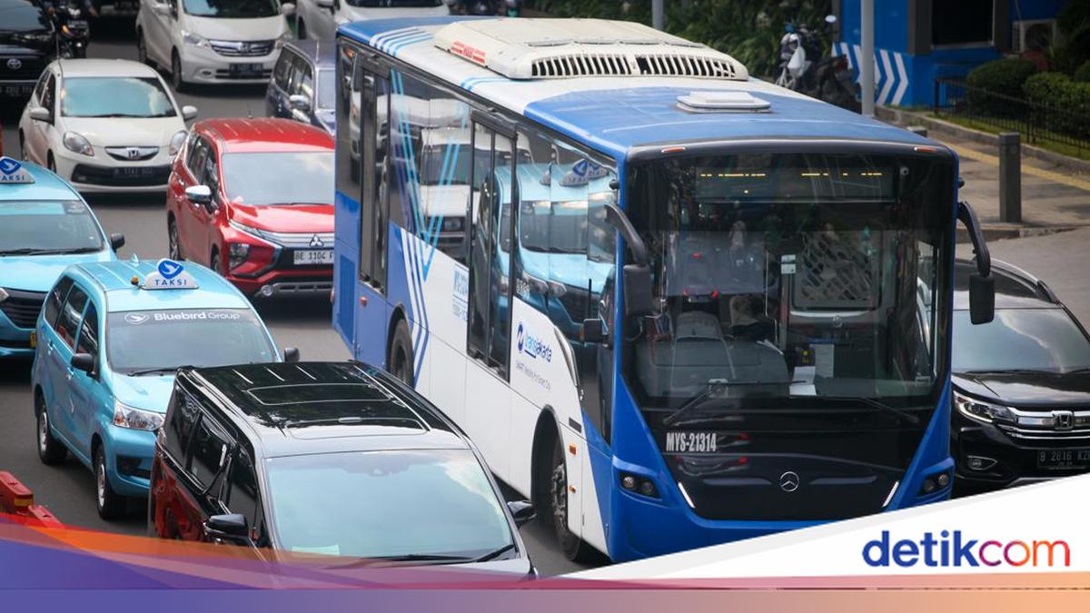 5 Rute Transjakarta Ini Setop Beroperasi Sementara Imbas Banjir