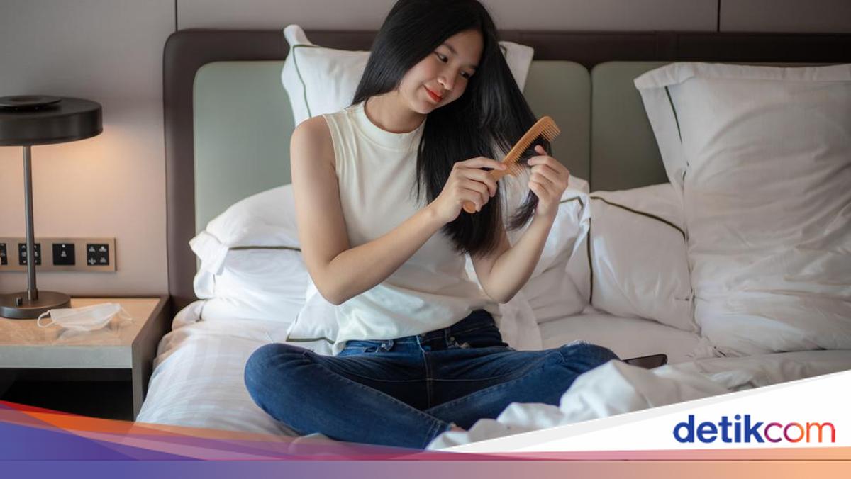 Rambut Rontok Banyak Dalam Genggaman, Pertanda Buruk?