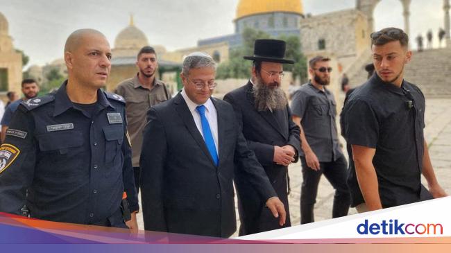 Controversial Visit by Itamar Ben-Gvir to Al-Aqsa Mosque Complex Raises International Criticism and Questions on Changes to Temple Mount