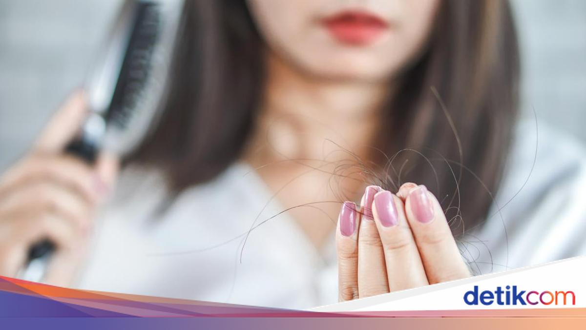 Rambut Rontok Selalu Jadi Pertanda Buruk?