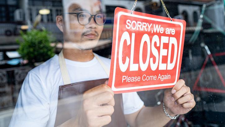 Berapa Lama Pengunjung Bisa Berada Di Restoran? Ini Aturannya