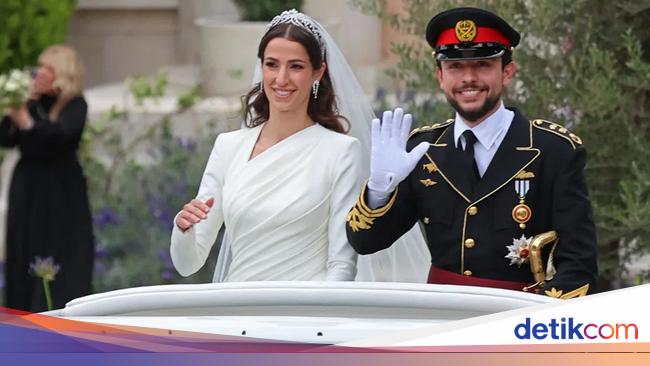 8 Gaya Wanita Arab, Kerabat Raja Salman Saat Dinikahi Pangeran Yordania