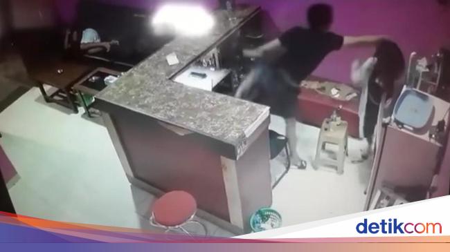 Karaoke Operator Arrested for Persecution and Murder of Songstress in Central Java