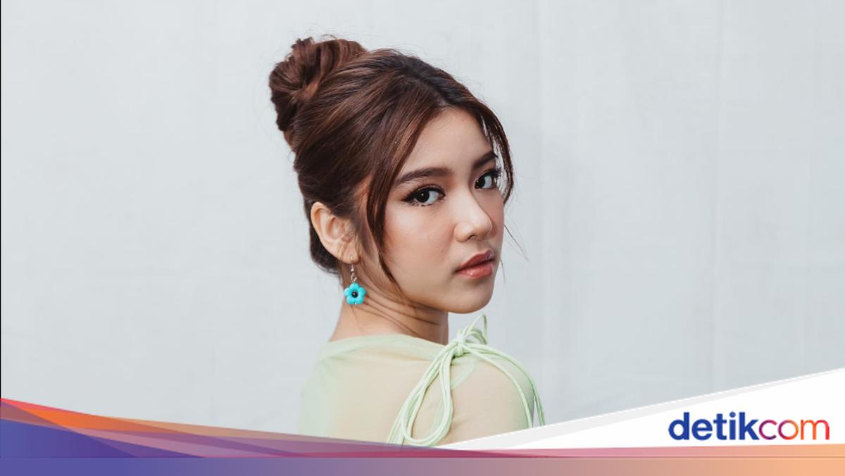 Lirik Lagu Tega-Tiara Andini, Ambyar Seambyar-ambyarnya