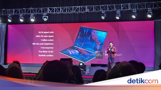 Lenovo Yoga Book 9i: Dual Touch Screen Laptop with Bowers & Wilkins Speaker