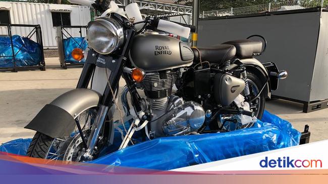 Pajak royal deals enfield classic 500