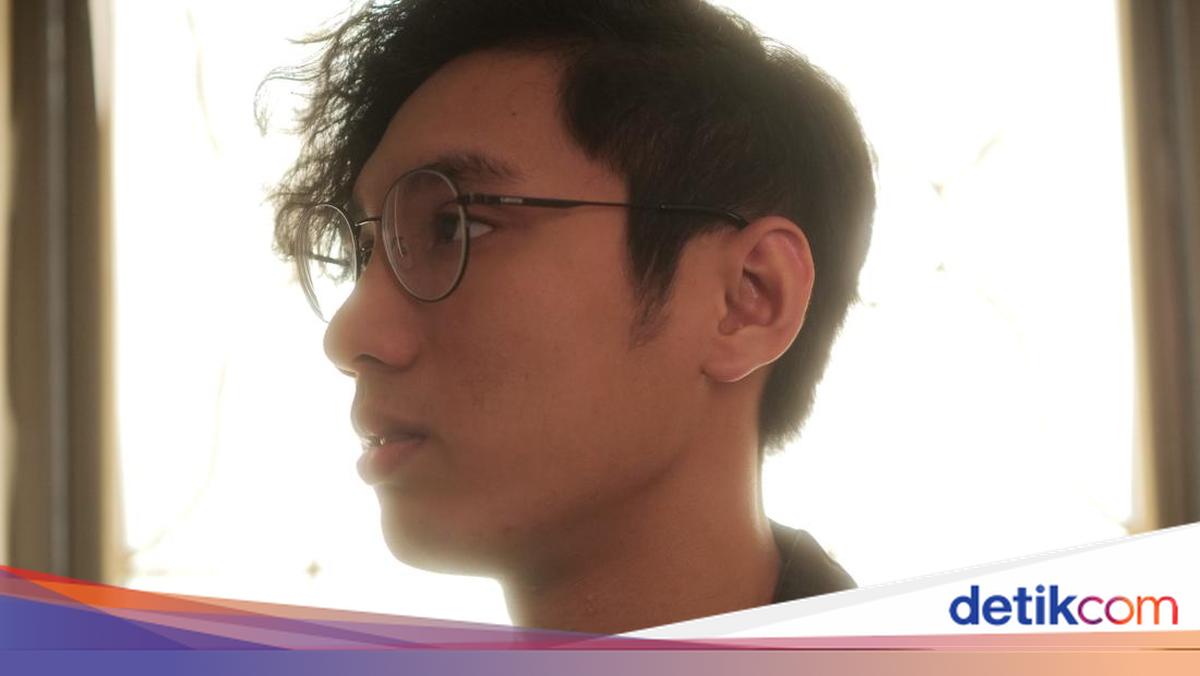 Rifqi FTR Nyanyikan Ulang Lagu Kepada Hati Milik Cakra Khan