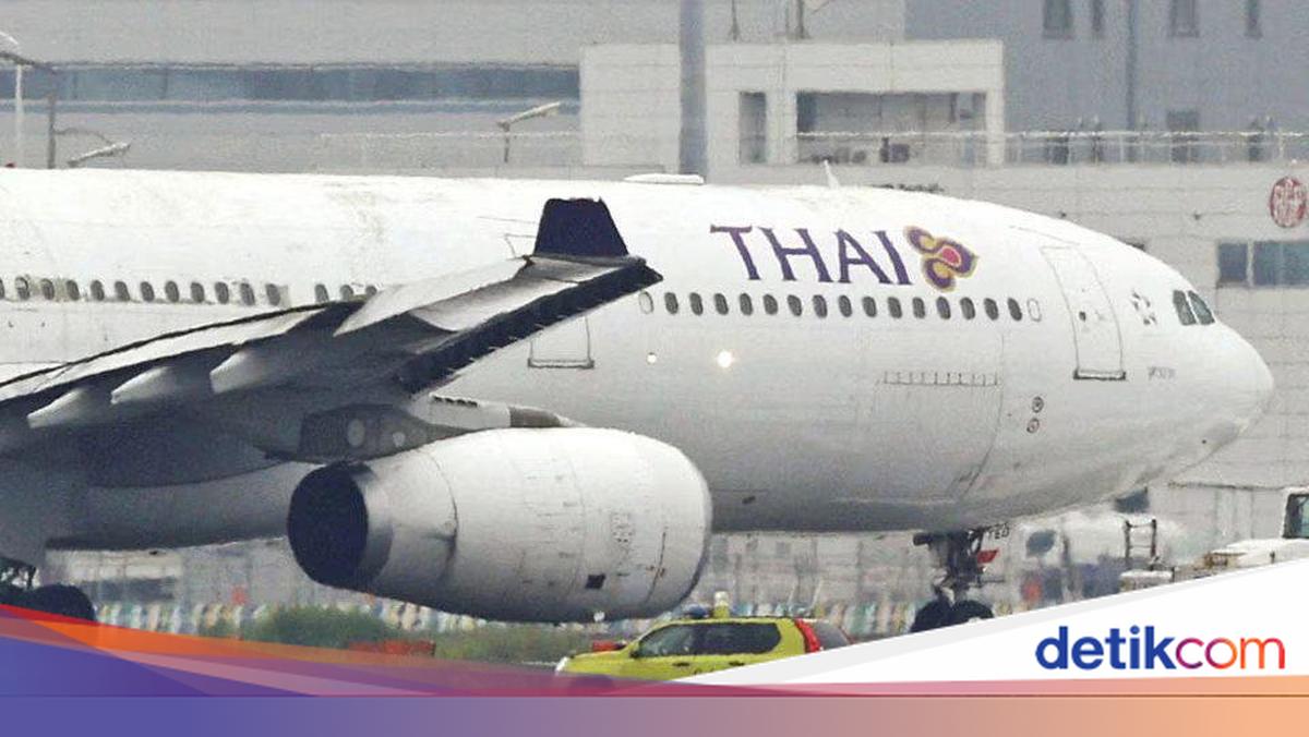 Penerbangan Terganggu gegara Banjir Bangkok, CEO Thai Airways Dicopot