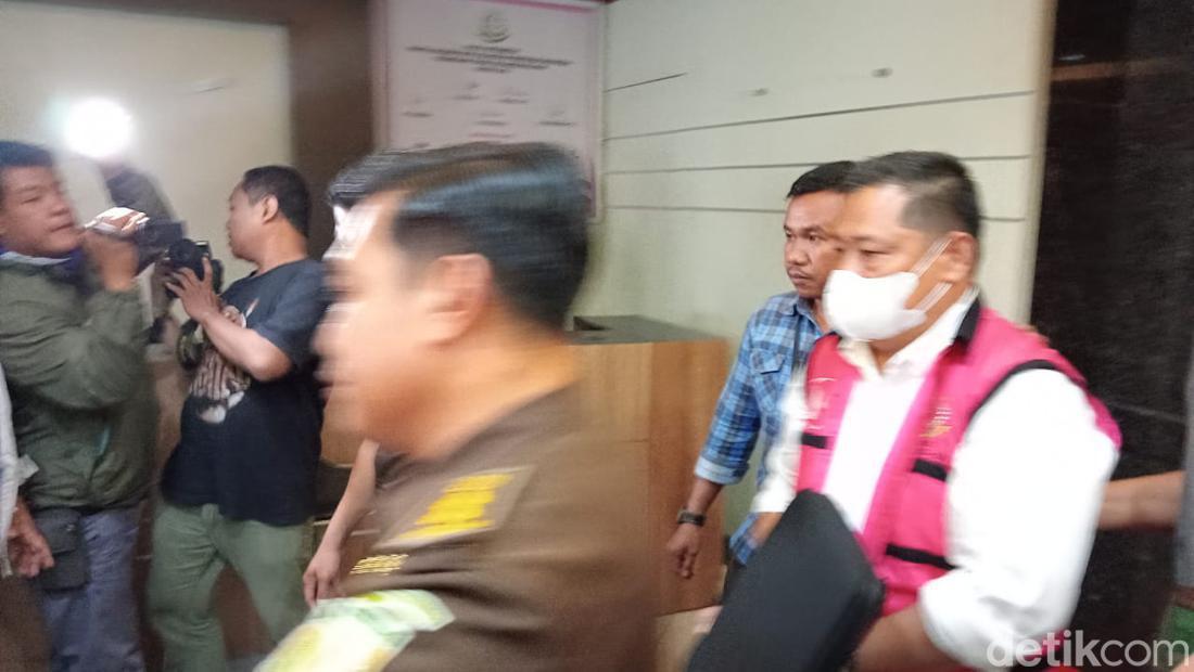 Kejaksaan Tetapkan Eks Dirut PDAM Makassar Hamzah Tersangka Korupsi Rp 19 M