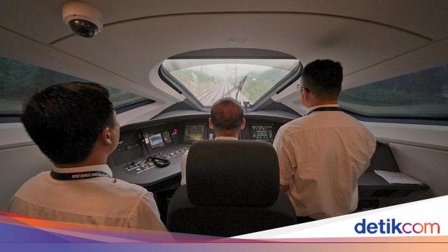 Diuji Coba Kereta Api Cepat Jakarta Bandung Tembus 300 Km Per Jam