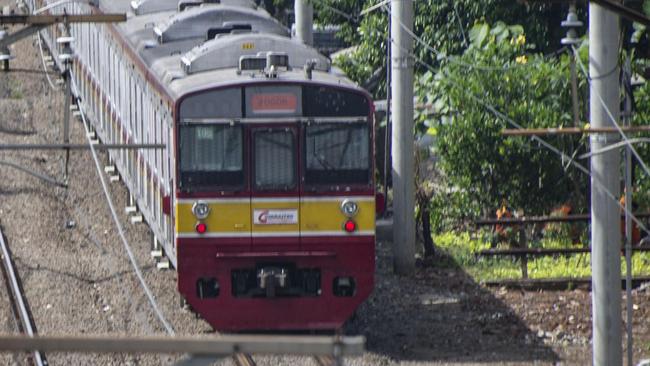 Viral Pelecehan di dalam KRL, Pelaku Diturunkan di Stasiun Pasar Minggu