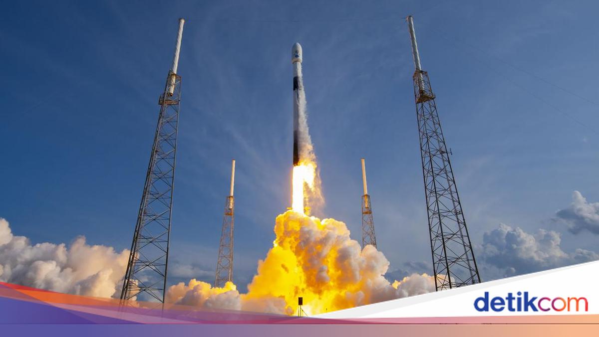 Jenis Roket Detik-detik Peluncuran Satelit Terbesar di Asia Pakai Roket SpaceX ...