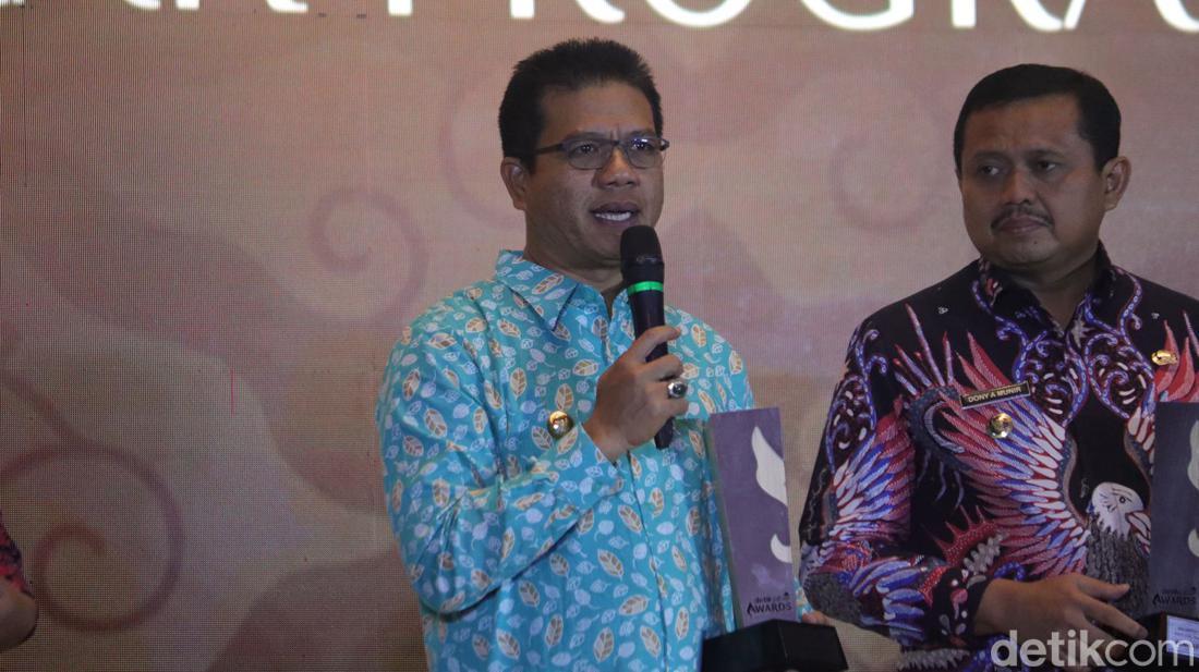 Insentif Guru Ngaji Ala Pemkab Bandung Berbuah Anugerah DetikJabar Awards