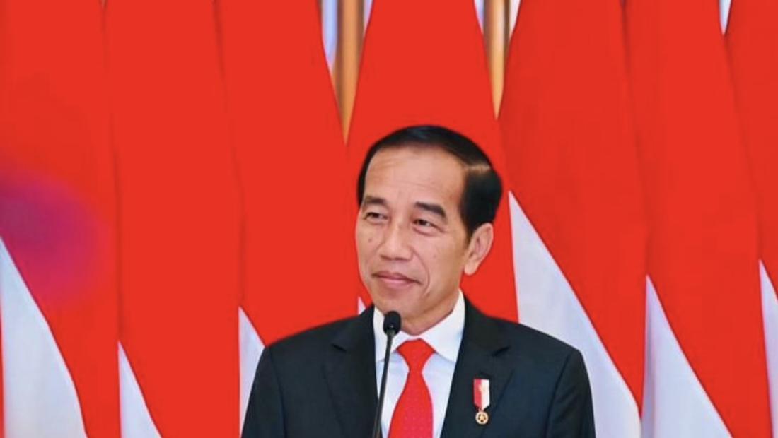 Jokowi Bantah Isu Liar Ponpes Al-Zaytun Dibekingi Orang Istana: Saya Dong?