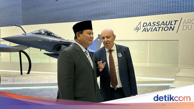 Prabowo Subianto Attends 2023 International Paris Air Show, Rafale Fighter Jets for Indonesia Exhibited