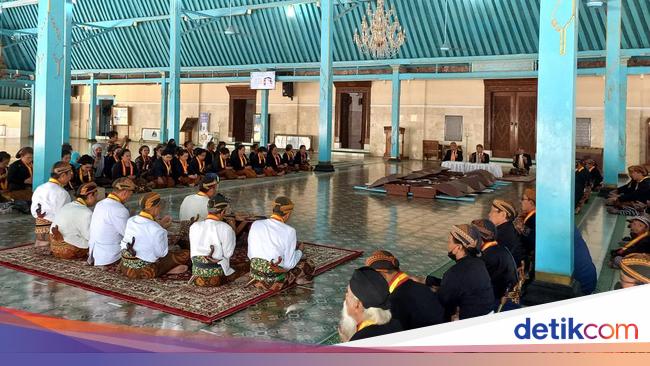 Putra Mahkota Posting ‘Nyesel Gabung Republik’, Keraton Solo Sebut Satire