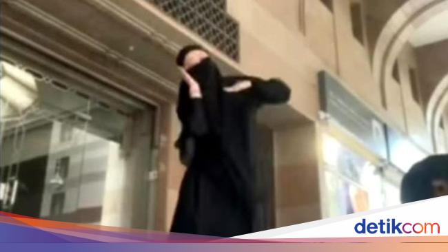 Sosok Athalia Viral Dancing di Mekkah: TikTokers, Selebgram hingga Penyanyi