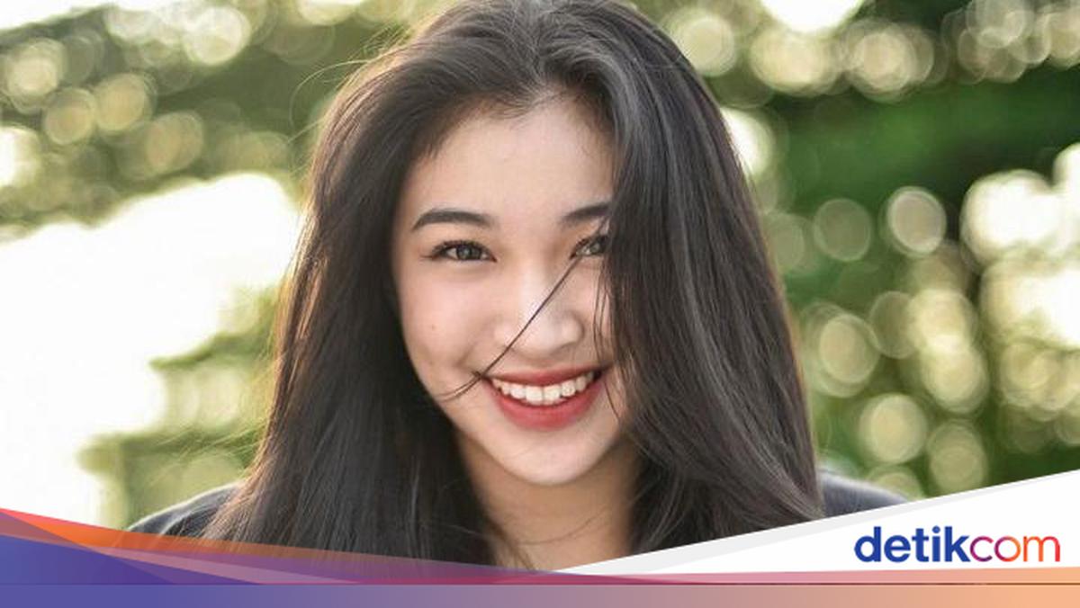 Shani Api 10 Foto Shani JKT48 yang Umumkan Kelulusan Sebagai Member dan Kapten