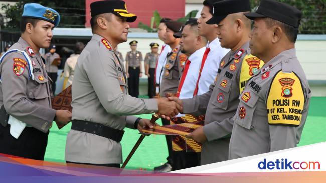 48 Personel Polres Jakbar Naik Pangkat Ini Daftarnya