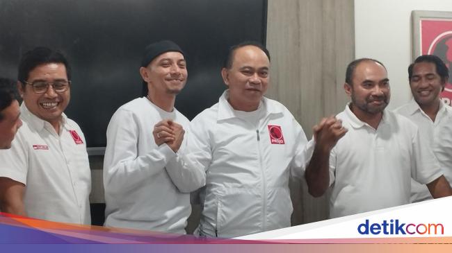 Fauzi Baadila dan Pramono Anung