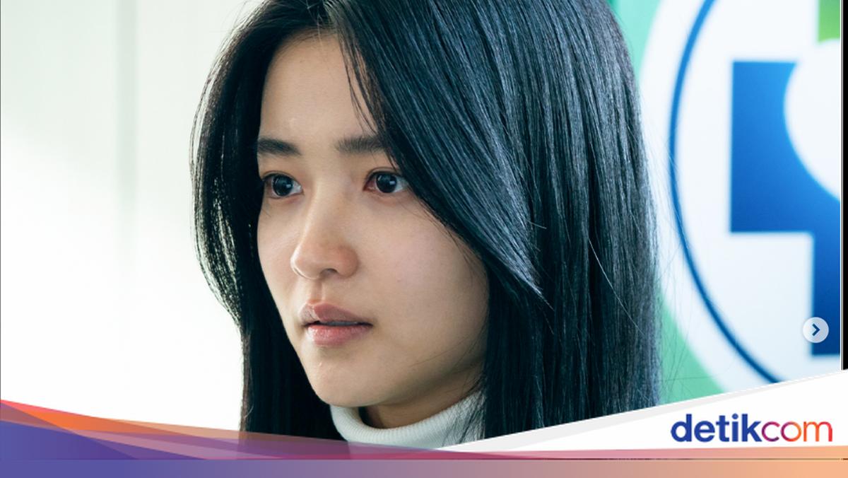 7 Pemeran Revenant, Drakor Horor Terbaru Kim Tae Ri Akting Kesurupan