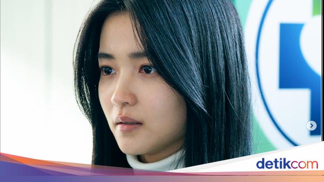 7 Pemeran Revenant, Drakor Horor Terbaru Kim Tae Ri Akting Kesurupan
