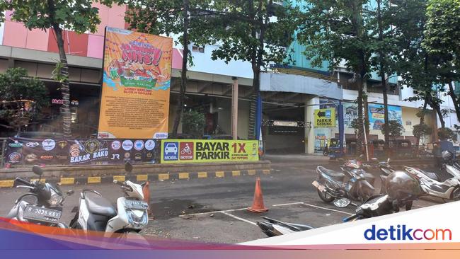 Blok M Buka 24 Jam, Laporkan ke 13 Kanal Ini Jika Ada Jukir Liar